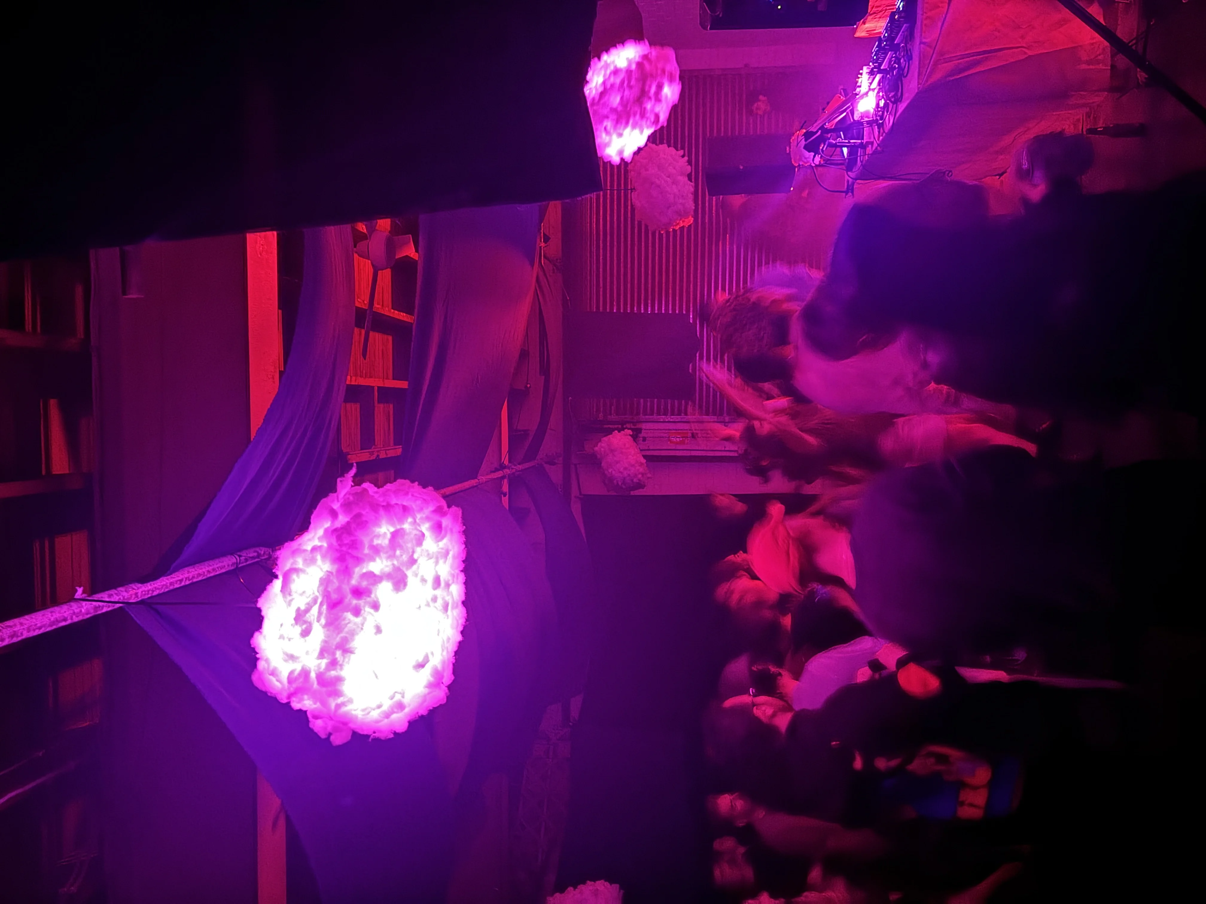 Rave 2 photo 8